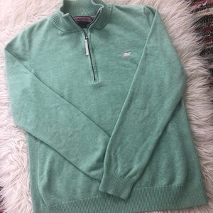 Vineyard Vines pullover, size large !
